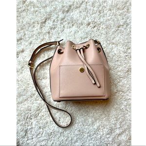 Michael Kors Greenwich Bucket Bag